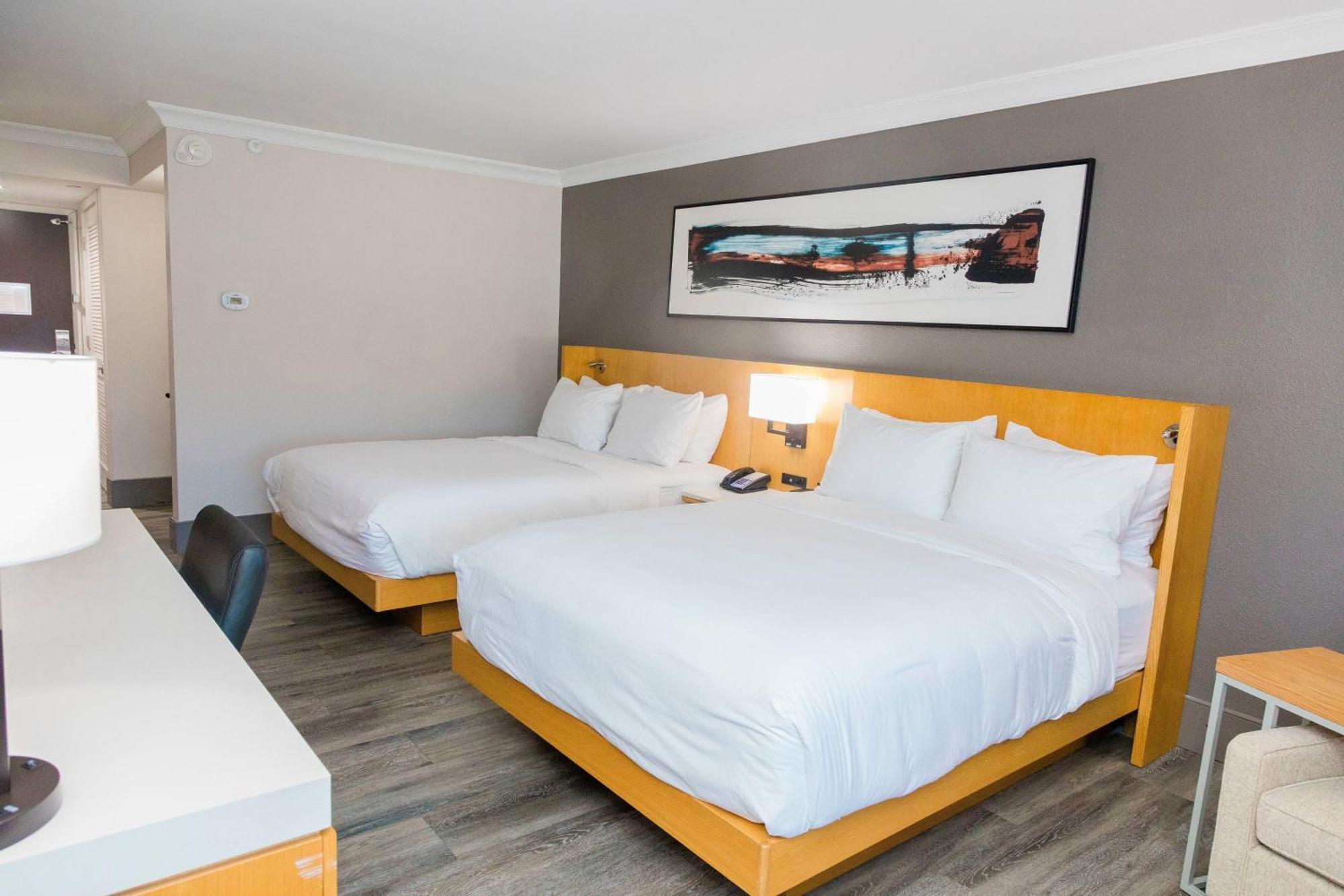 Delta Hotels By Marriott Columbia Northeast Bagian luar foto